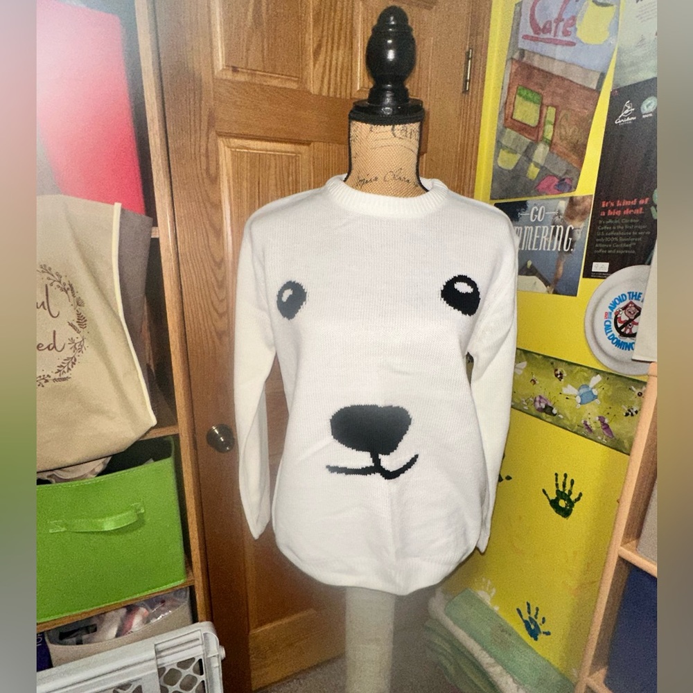 🐻‍❄️FOREVER 21 Cream Black Bear Cute Kawaii Graphic Sweater